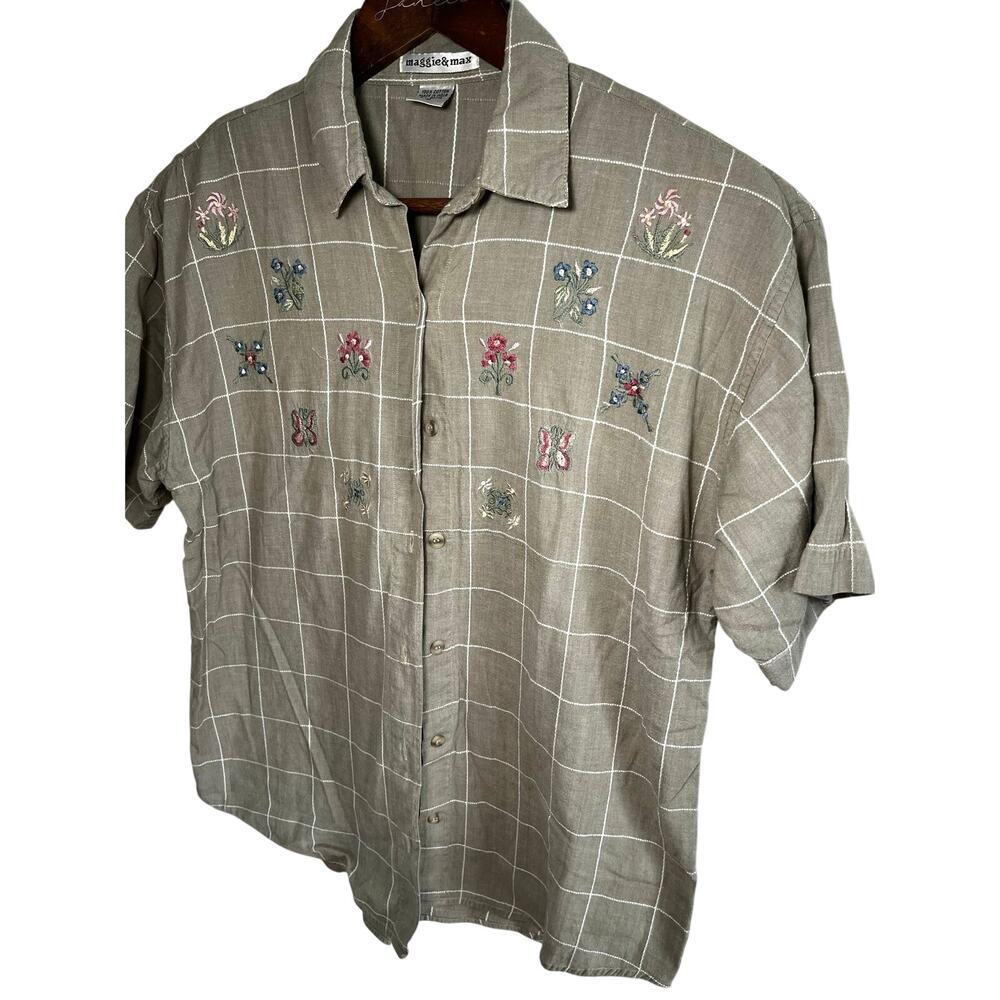 Vintage Embroidery Flower Butterfly Button Shirt Garden Cottage 90s Granny Fairy